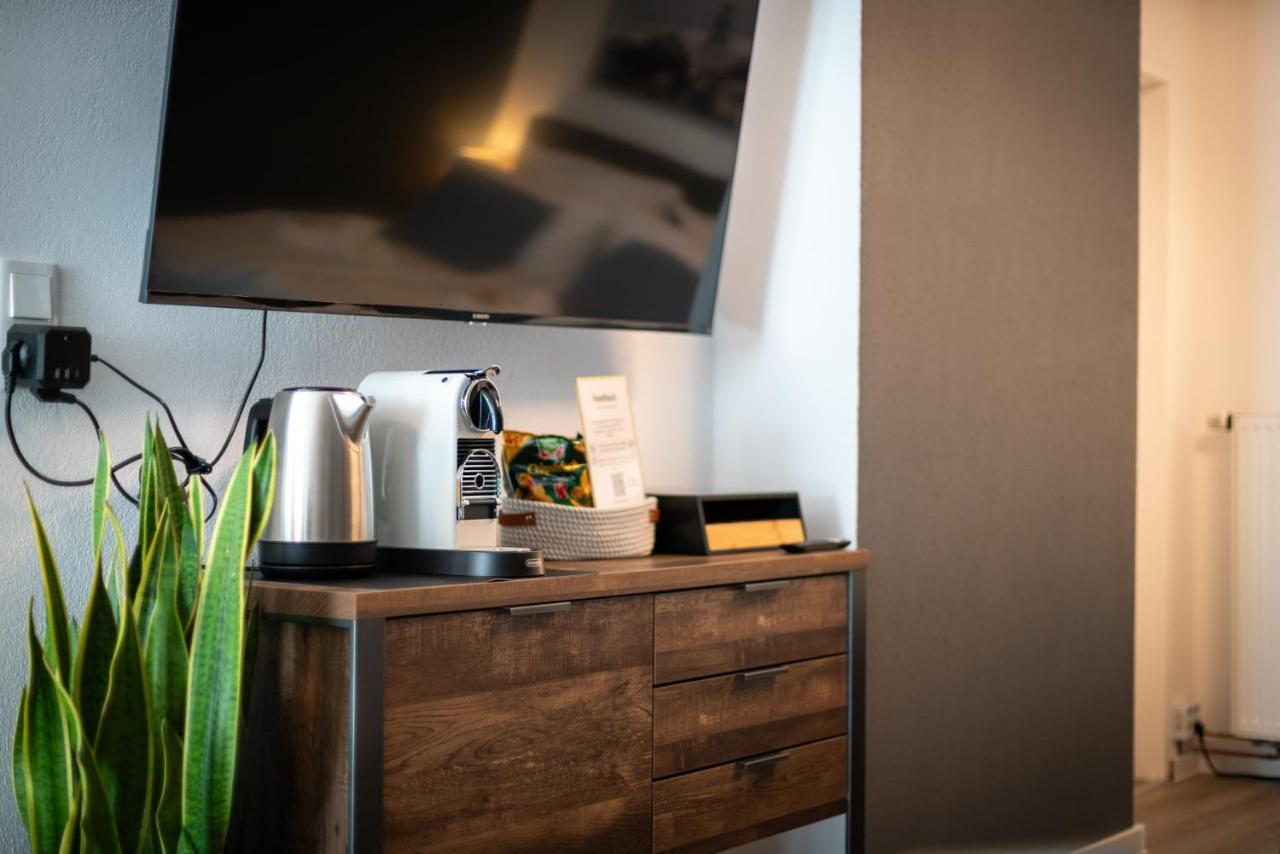 Federnest - Luxus-Studio - Kingsize Boxspringbett - Home-Office Mit Monitor Und Drucker - 11 Min Hbf Дуйсбург Екстериор снимка