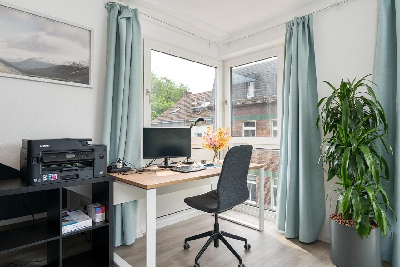 Federnest - Luxus-Studio - Kingsize Boxspringbett - Home-Office Mit Monitor Und Drucker - 11 Min Hbf Дуйсбург Екстериор снимка