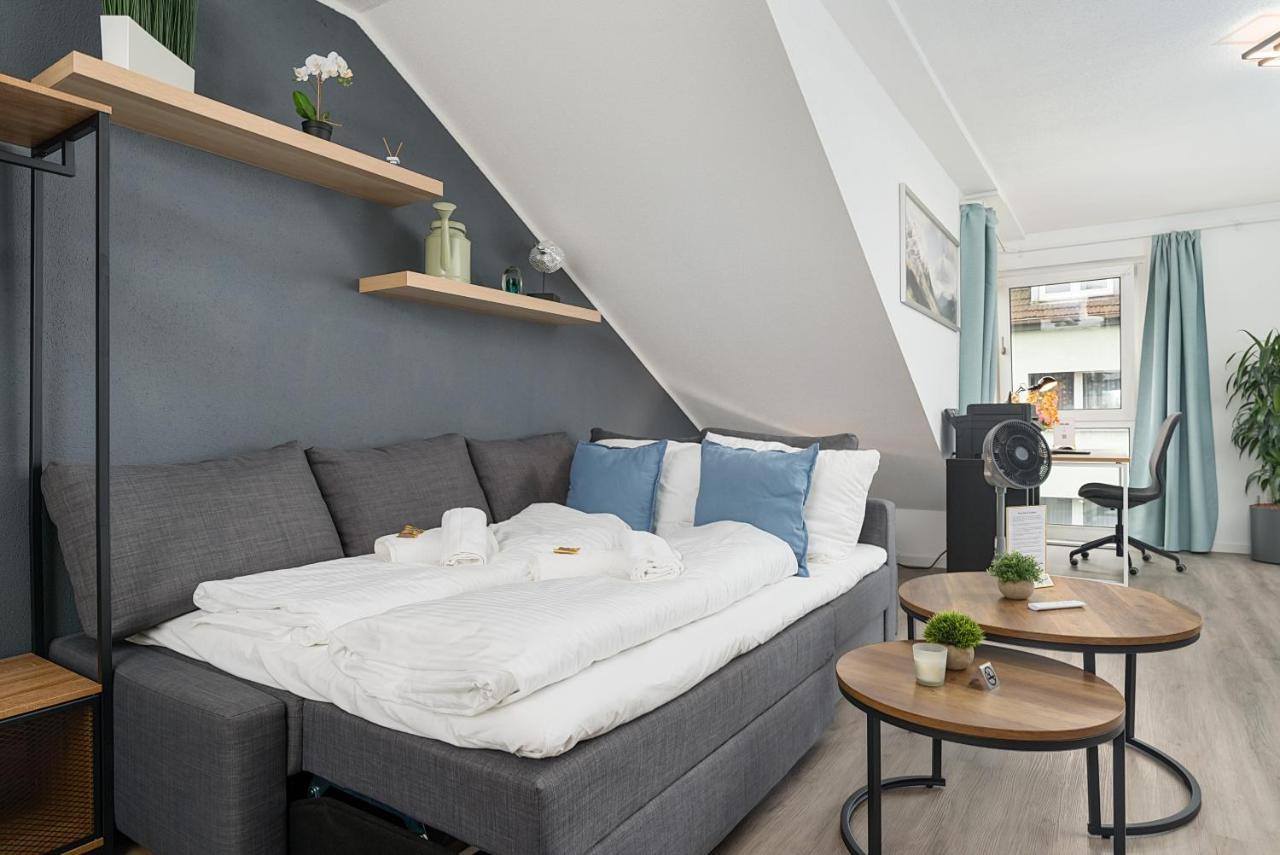 Federnest - Luxus-Studio - Kingsize Boxspringbett - Home-Office Mit Monitor Und Drucker - 11 Min Hbf Дуйсбург Екстериор снимка