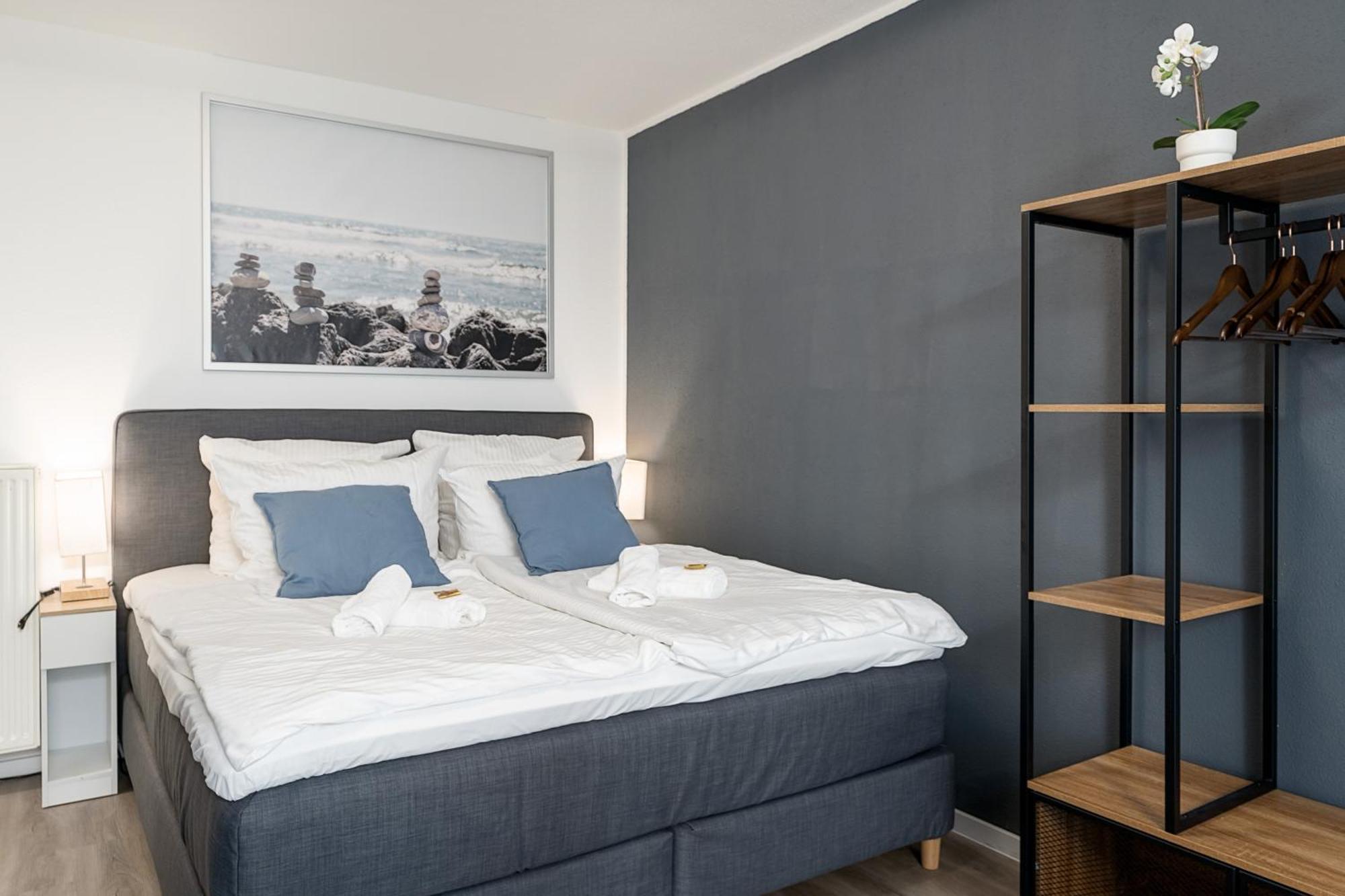 Federnest - Luxus-Studio - Kingsize Boxspringbett - Home-Office Mit Monitor Und Drucker - 11 Min Hbf Дуйсбург Екстериор снимка