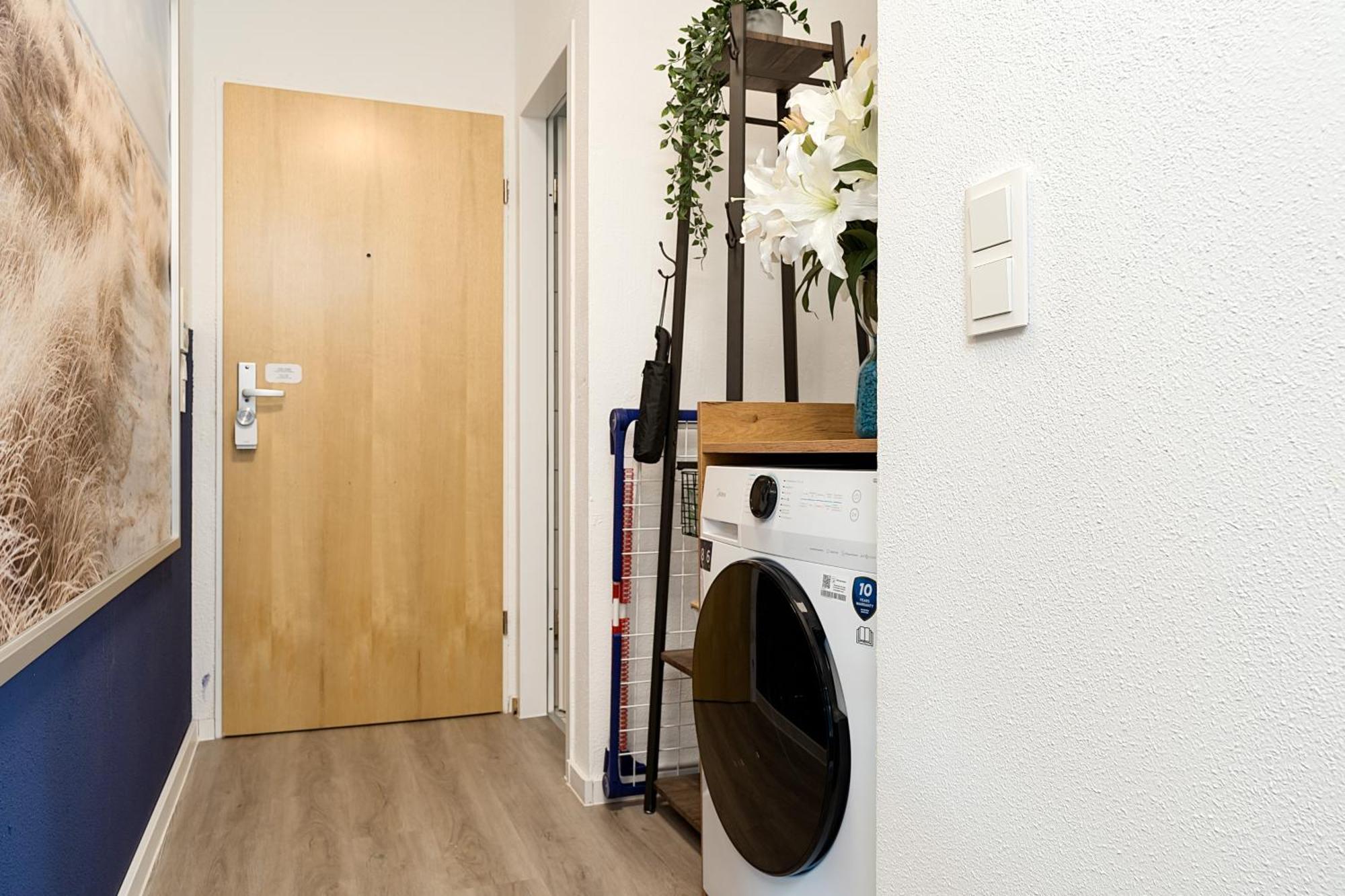 Federnest - Luxus-Studio - Kingsize Boxspringbett - Home-Office Mit Monitor Und Drucker - 11 Min Hbf Дуйсбург Екстериор снимка
